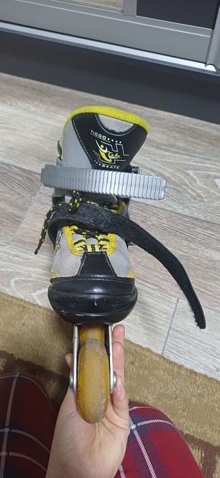 Продам детские роликовые коньки