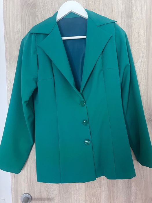 Compleu damă verde smarald – sacou + pantaloni