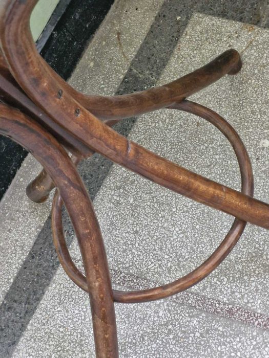 Стара виенска закачалка в перфектно състояние