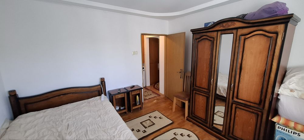 Vanzare apartament 2 camere, Str Cerna