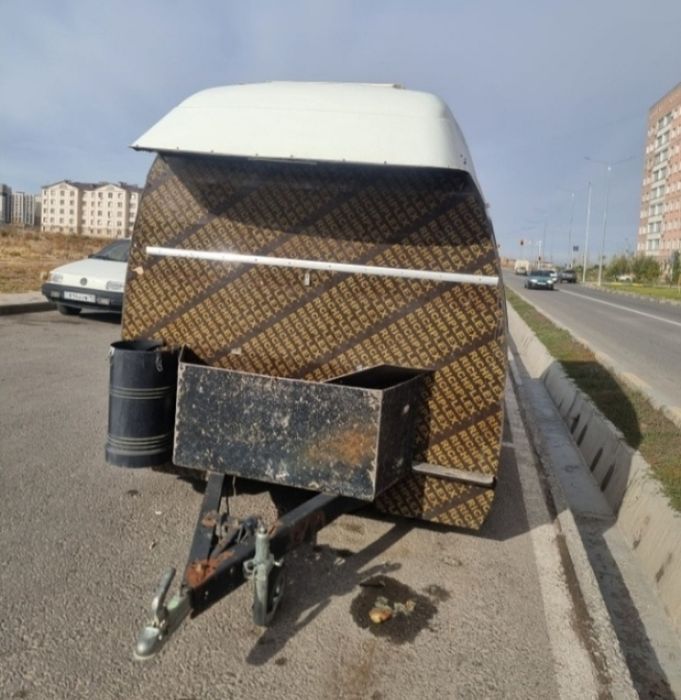 Вагончик прицеп  дом на колесах