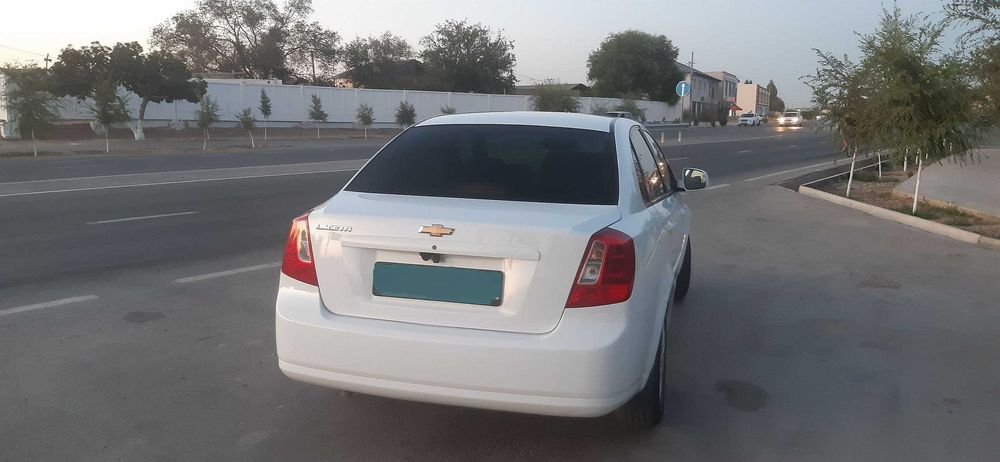 продается автомобиль Джентра