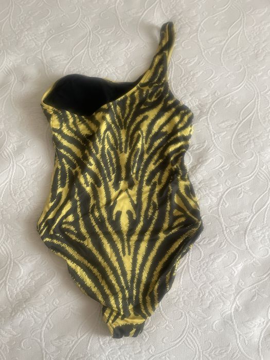 Цял бански paramidonna