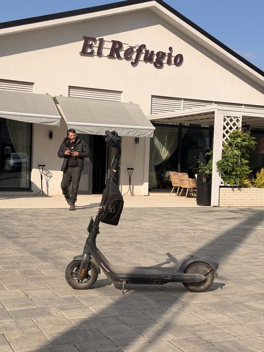 Trotineta Ninebot E2 Pro