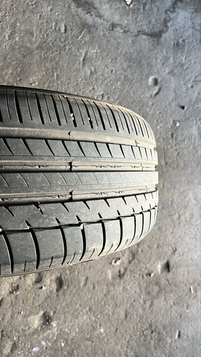 Продам резину Triangle 235/45/19