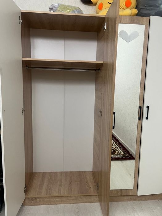 Продается шифанер шкаф