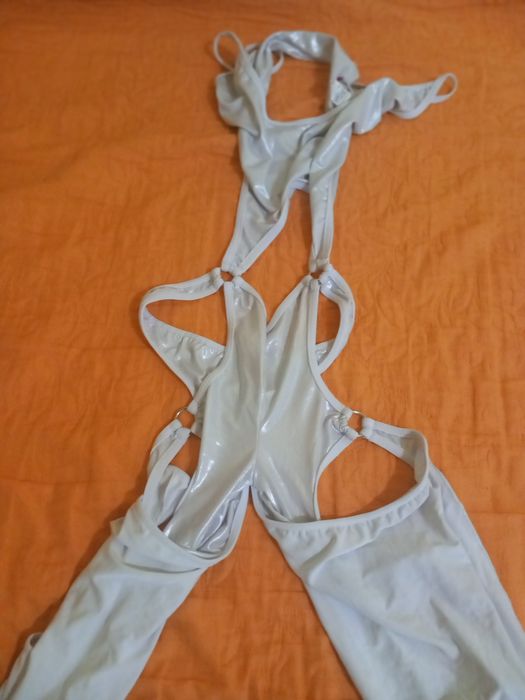 Еротичен гащиризон разтегателен.