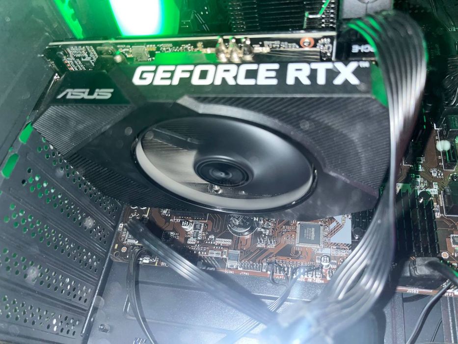 Продам Geforce RTX 3050 8gb