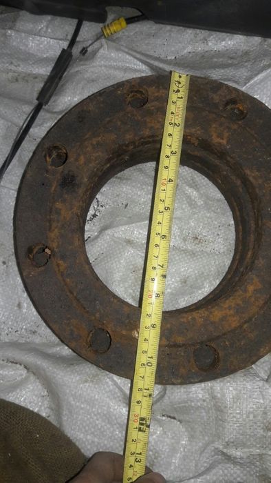 Флинец для металлических труб