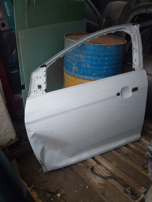 Дверь передняя форд фокус