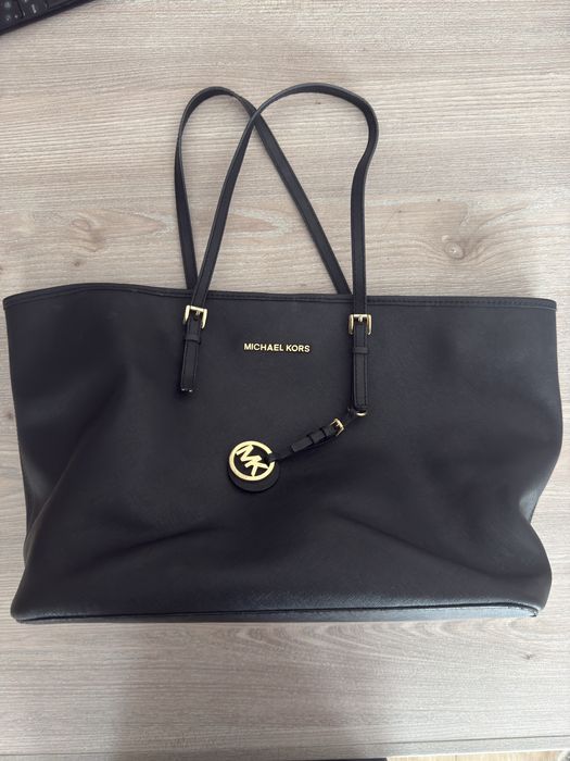 Голяма черна чанта Michael Kors
