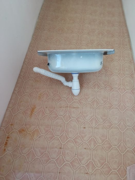 Продается Кухонная вытяжка