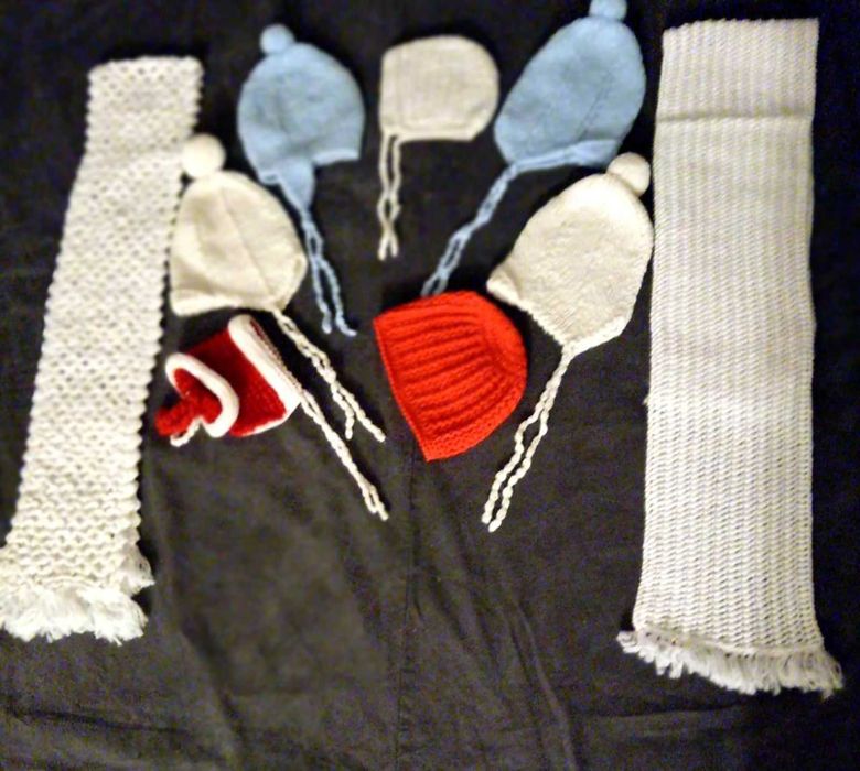 Ръчно плетени терлици, шапка, шал и чорапи за бебе/дете и големи