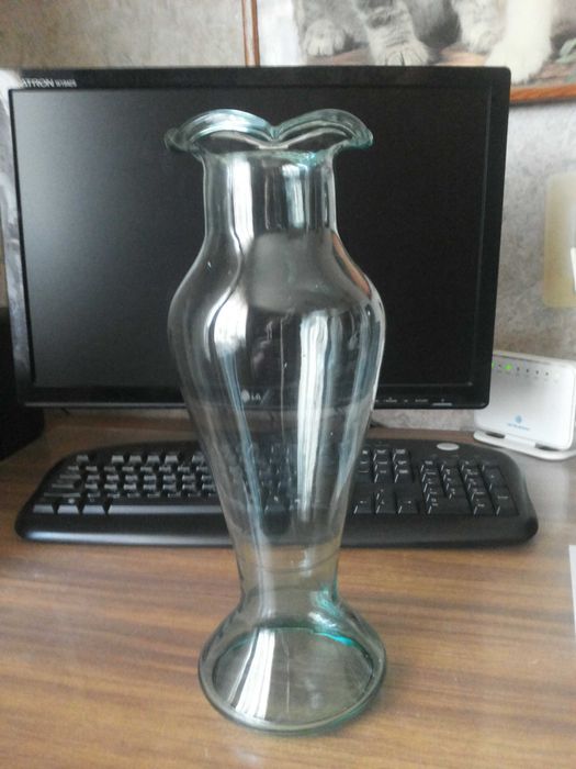 Ваза стеклянная советская