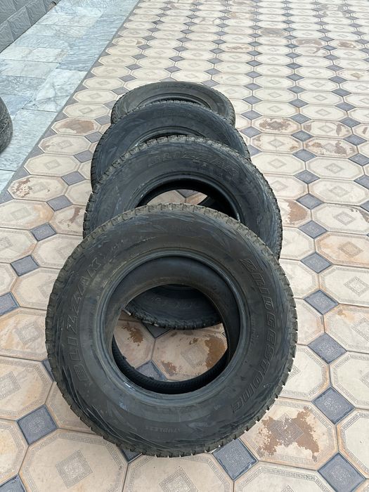 Резина шины баллон 265/70/R17 Bridgestone