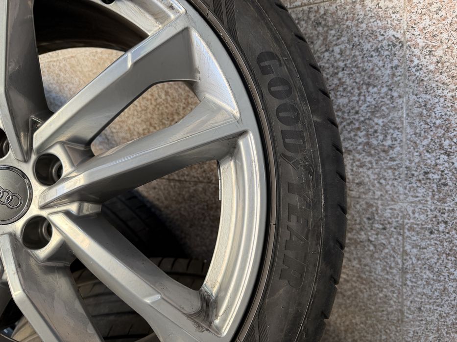 Jante originale Audi 20” 4K8601025L + anvelope Goodyear Eagle F1 255/40 R20