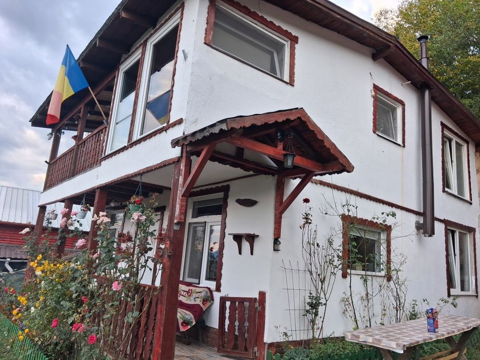 Cabana de închiriat(CASA DE SUB BRAZI)