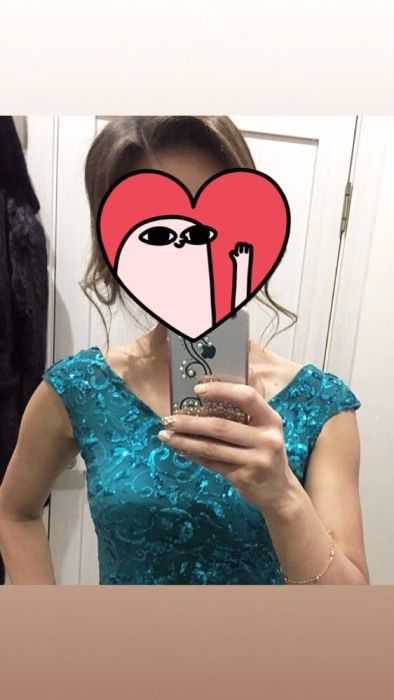 Продам вечернее шикарное платье-рыбка!