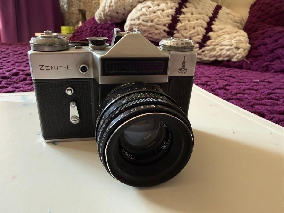 Фотоапарат Zenit E
