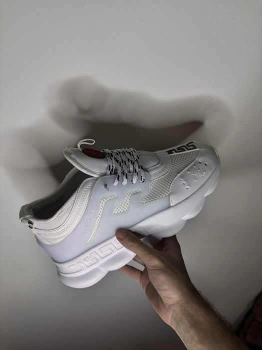 Adidasi Versace Chain Reaction albi