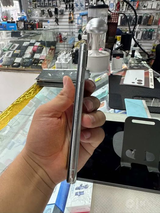 Iphone X 64GB. 77%