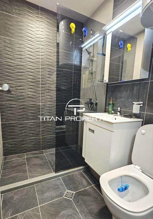 Дава се под наем Двустаен апартамент в Варна, Бриз - 74 кв.м за 1400 € - Снимка #5