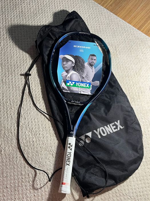 Racheta tenis YONEX semnata Simona Halep
