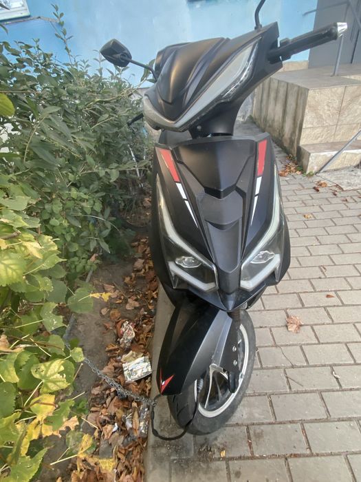 Vand scuter electric