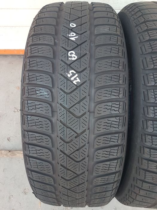 Зимни гуми 2 броя PIRELLI SottoZero3 215 60 R16 дот 2621