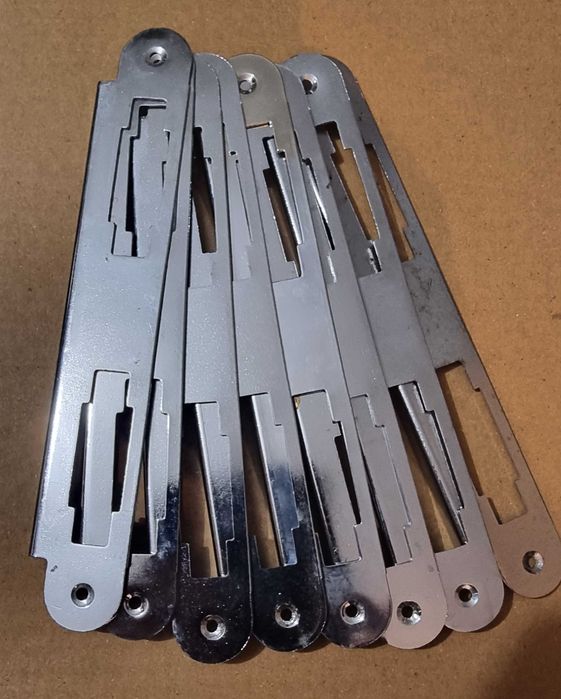 Дръжки, брави, панти и насрещници