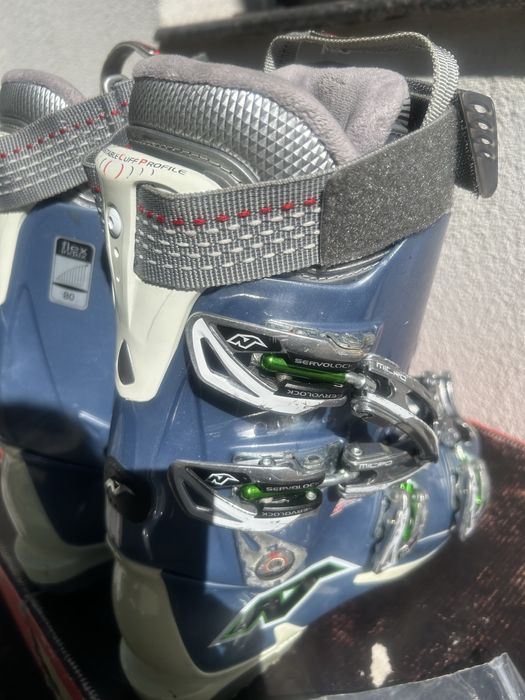 Clapari Nordica , 26-26.5  unisex - stare foarte buna