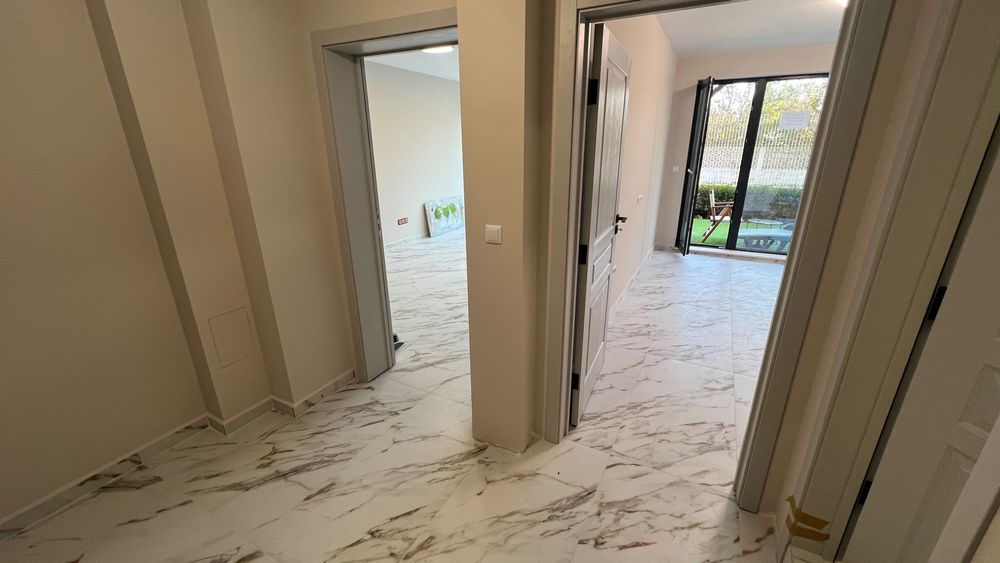 Дава се под наем Офис в Варна, Виница - 90 кв.м за 510 € - Снимка #1