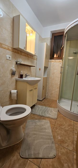 Inchiriez casa in Giroc