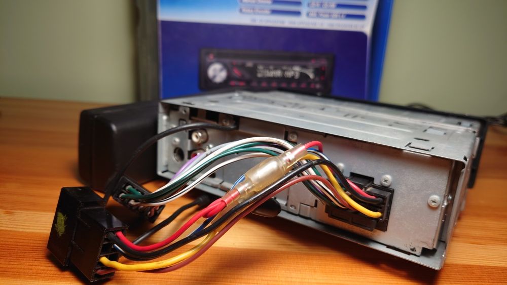 Продавам jvc плеър