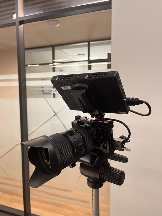 Срочно продам Sigma 18-35 f1.8 + адаптер
