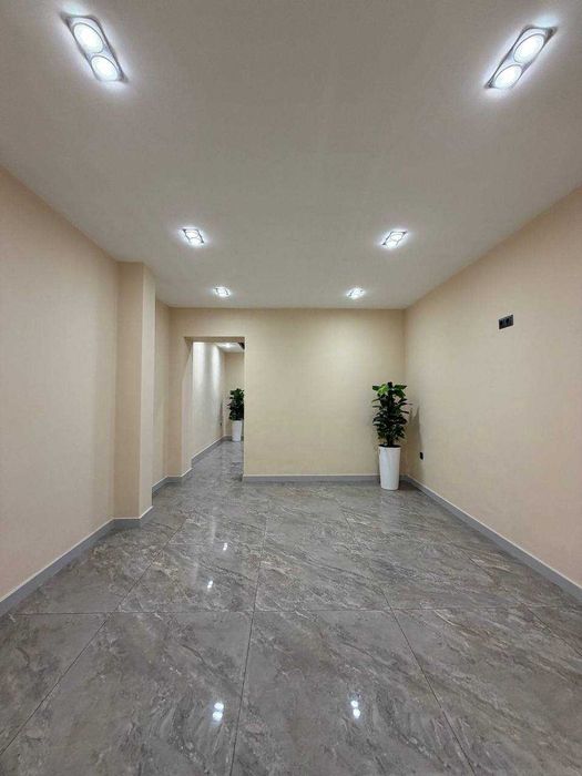 Продаётся Нежилое! Юнусабад,  Бадамзар мечеть  1- линия, 100 кв.м