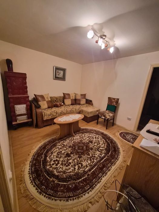 Vand casa cu teren Valea Salciilor