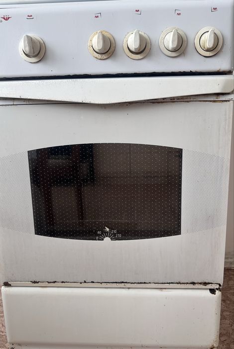 Продам газовую плиту