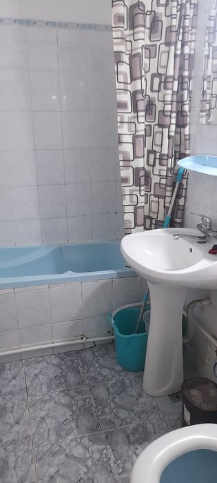 Închiriez apt 3 cam în tig 1