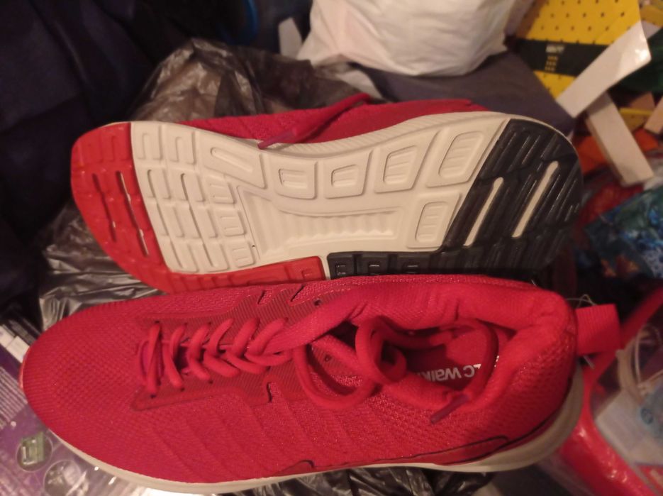 Спортни обувки LC Waikiki