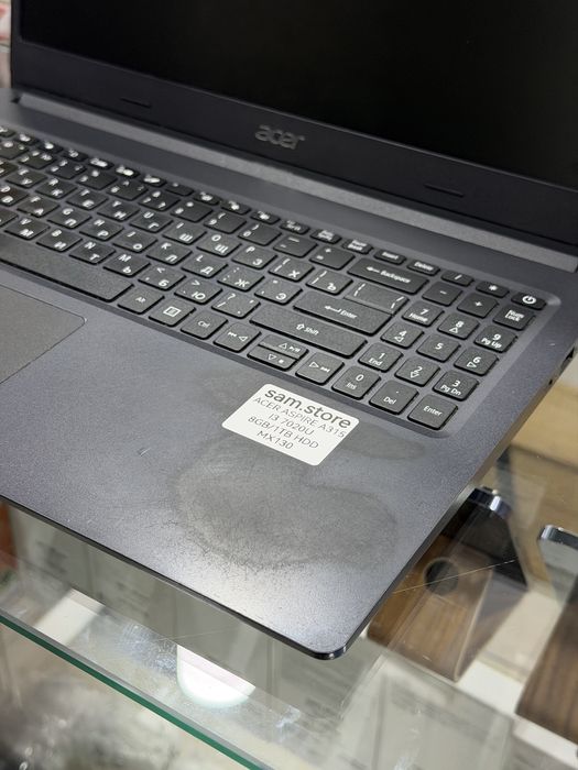 Acer Aspire i3 8GB/1TB
