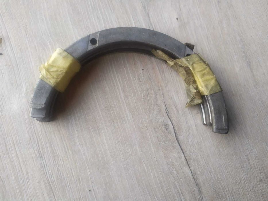 Мерседес-Актрос 2002 год