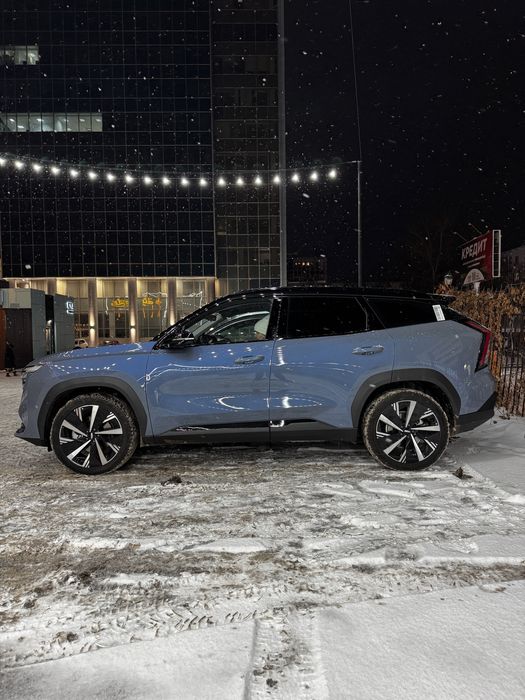 Продам geely atlas 2024