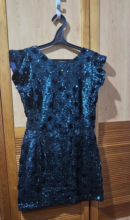 Платья нарядные, бальные 42-44р