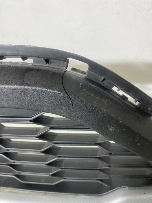 Spoiler bara Fata Dacia Sandero 3 Stepway