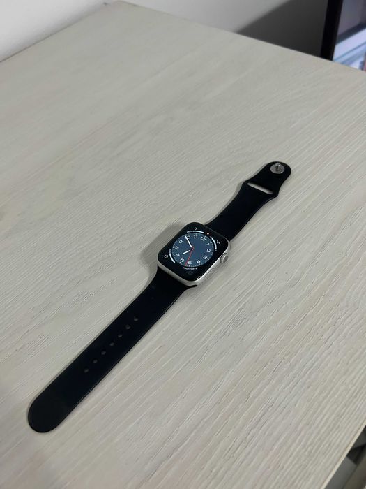 Часы Apple Watch 6 (44 mm, Silver, оригинал)