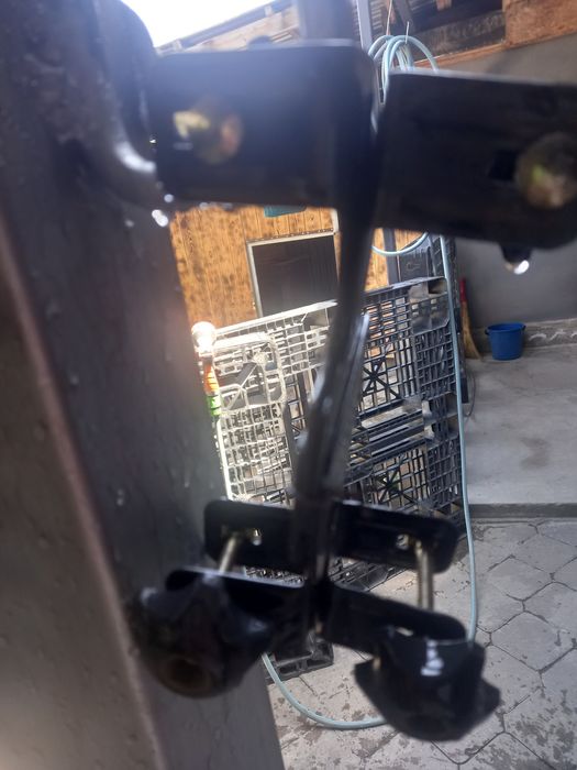 Продам багажник  автомобиль