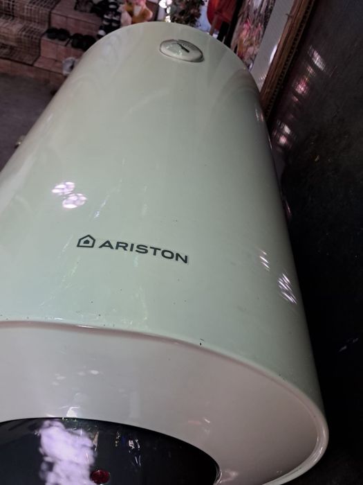 Boiler ariston într-o stare buna de funcționare