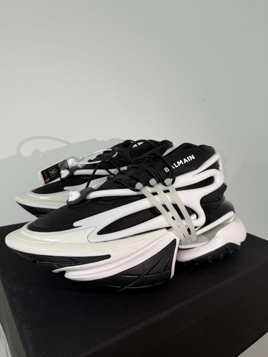 Balmain Unicorn Black White