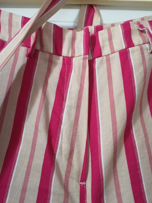 Pantaloni largi Orsay M